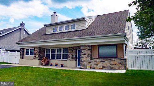 2155 Mary Ln, BROOMALL, PA, 19008-2270 | Card Image