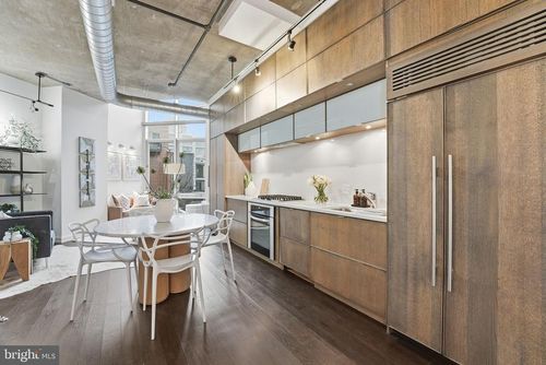 apt-234-1515 15th St Nw, WASHINGTON, DC, 20005-1860 | Card Image