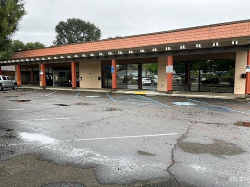 ste-c-425 S Orchard Ave, Ukiah, CA, 95482-5033 | Card Image