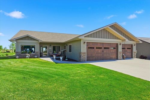 8040 Brooks Loop, Spearfish, SD, 57783 | Card Image