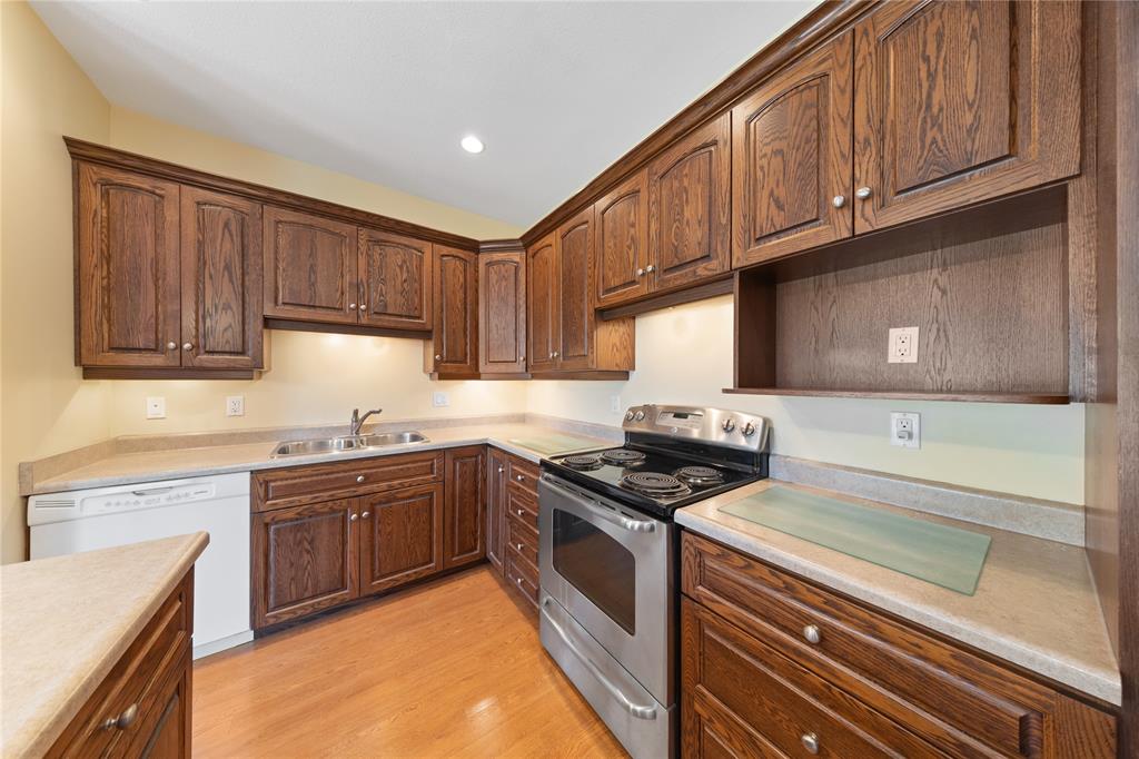 Residential in Lambton Shores 3