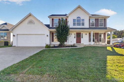 2 Summerfield Parkway Ct, Saint Charles, MO, 63304-6997 | Card Image