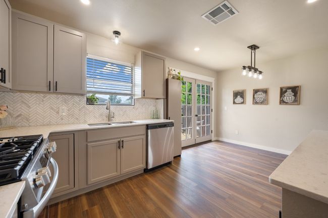206 Jan Ln, House other with 3 bedrooms, 2 bathrooms and 2 parking in Georgetown TX | Image 7