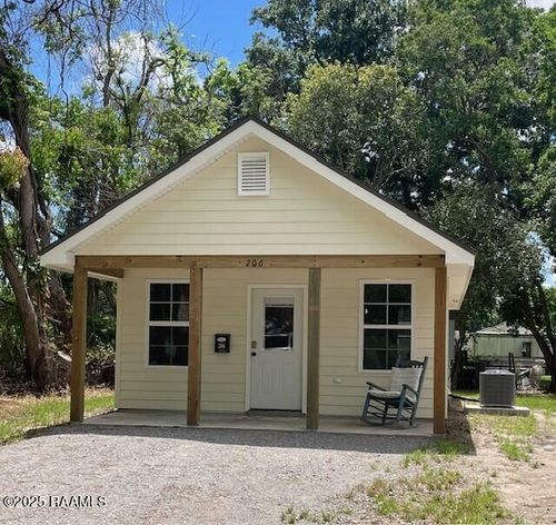 206 E Dale St, New Iberia, LA, 70560-5560 | Card Image