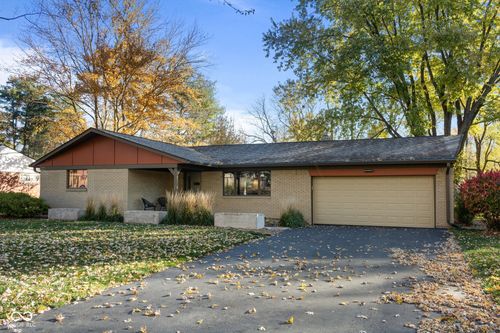 10327 Orchard Park Dr W, Carmel, IN, 46280-1520 | Card Image