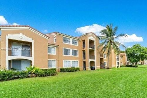 204-7930 N Nob Hill Rd, Tamarac, FL, 33321-7416 | Card Image