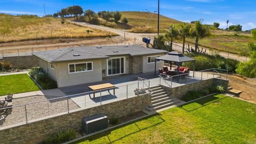 3004 Hill Valley Dr, Escondido, CA, 92029-1522 | Card Image