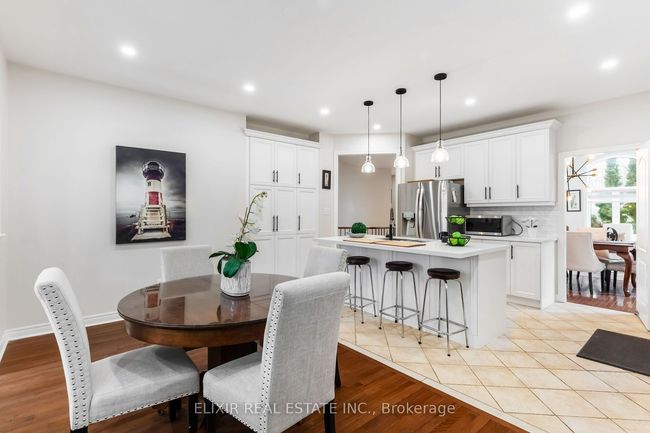 397 Burloak Dr, House other with 3 bedrooms, 3 bathrooms and 2 parking in Oakville ON | Image 14