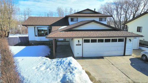 9518 125 Ave, Grande Prairie, AB, T8V5Y9 | Card Image