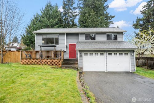 32917 33rd Ave Sw, Federal Way, WA, 98023-2733 | Card Image