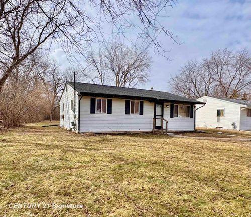 3910 Peach St, Saginaw, MI, 48601-5560 | Card Image