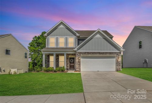 699 Kitfox Dr Nw, Concord, NC, 28027-8998 | Card Image