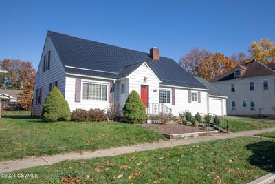 652 King Street, House other with 3 bedrooms, 1 bathrooms and null parking in Northumberland PA | Image 1