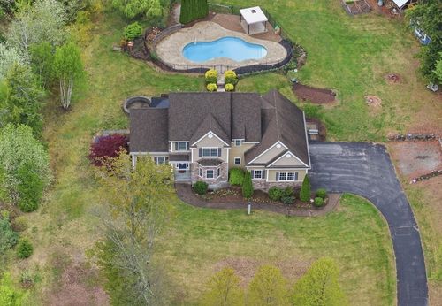 76 Christian Farm Drive, New Boston, NH, 03070 | Card Image