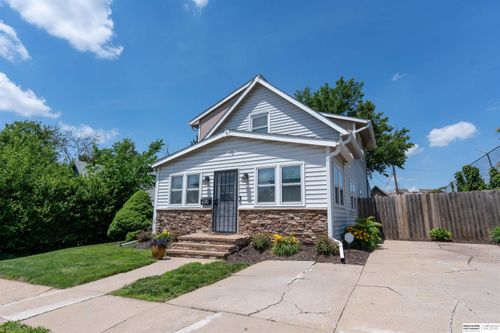 6310 Wirt St, Omaha, NE, 68104-3356 | Card Image