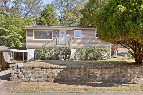 839 Clark St, Chattanooga, TN, 37403-2402 | Card Image