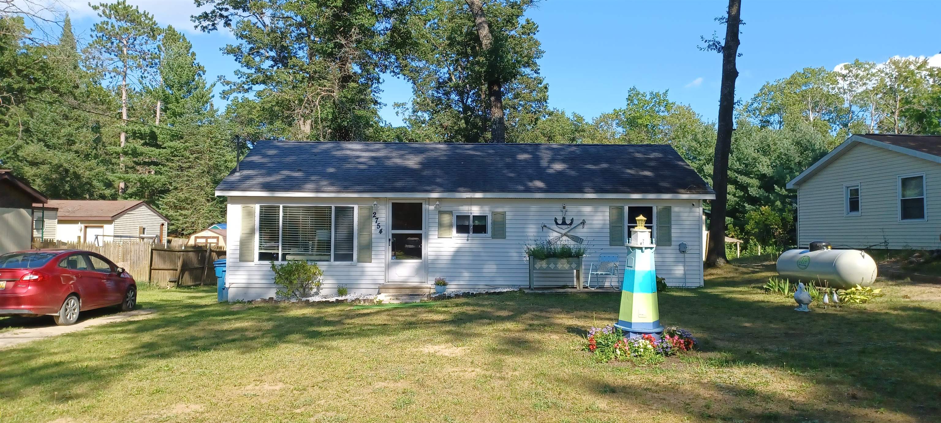 Ivan , Harrison, MI 48625
