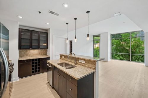 316-905 Juniper St Ne, Atlanta, GA, 30309-4129 | Card Image