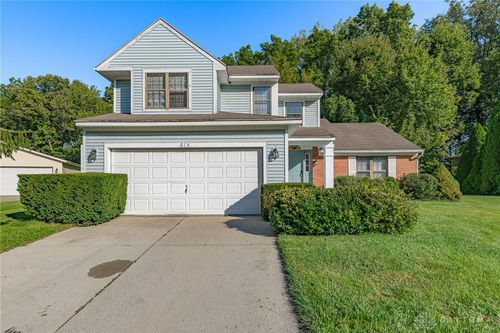 815 Hunters Ridge Dr, Fairborn, OH, 45324-5840 | Card Image