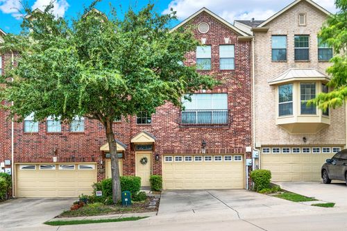 2556 Chambers Dr, Lewisville, TX, 75067-8202 | Card Image