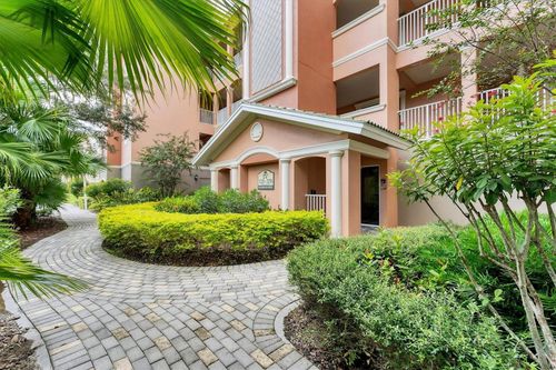 4c-5246 Manorwood Dr, SARASOTA, FL, 34235-2105 | Card Image
