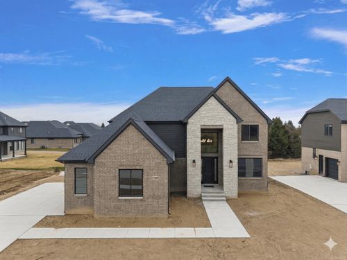 57242 Veridian Blvd, Washington Township, MI, 48094-4020 | Card Image