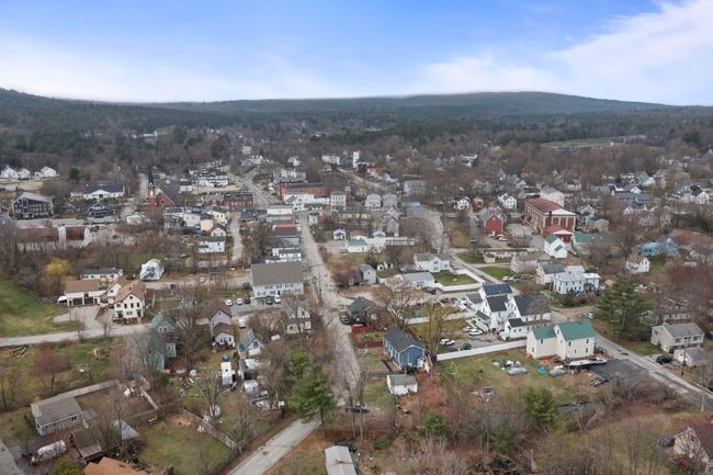 31 Mechanic St, House other with 2 bedrooms, 1 bathrooms and null parking in Farmington NH | Image 37