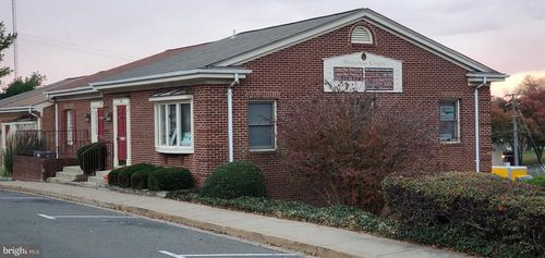 22 John Marshall St, Warrenton, VA, 20186-3214 | Card Image