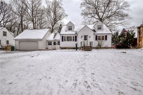 175 Overlook Rd, Painesville, OH, 44077-5383 | Card Image