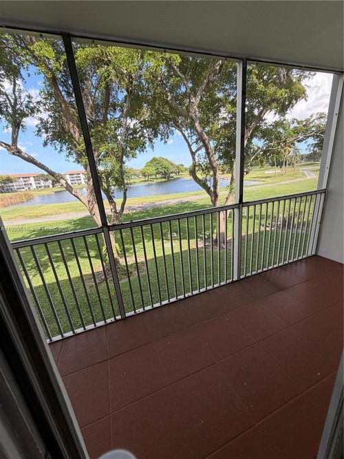 209c-301 Sw 135th Ave, Pembroke Pines, FL, 33027-1632 | Card Image