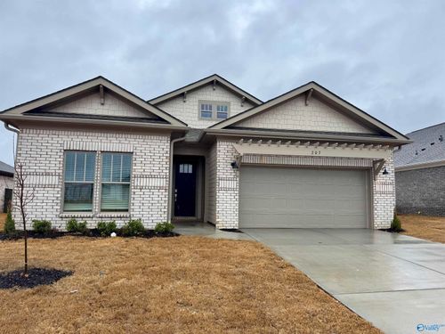 207 Stockyard Cir, Madison, AL, 35757-5523 | Card Image