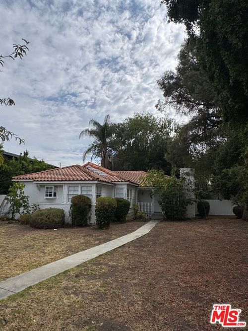 4900 Edgerton Avenue, Encino, CA, 91436 | Card Image