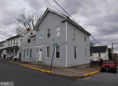 601 2nd St, MARTINSBURG, WV, 25404-4546 | Card Image