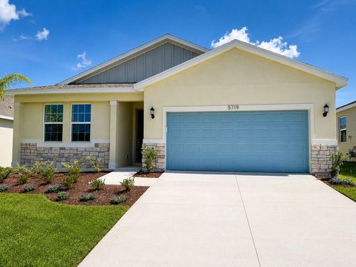 5719 Hiawassee Rd, OKAHUMPKA, FL, 34762-3350 | Card Image