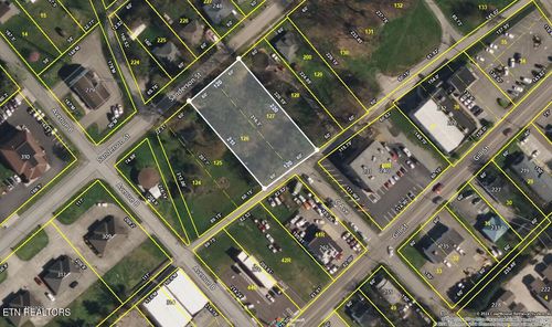 255 Sanderson St, Alcoa, TN, 37701-2425 | Card Image