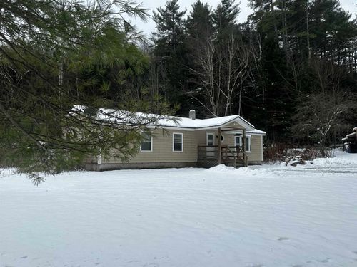 818 Davidson Hill Rd, Chester, VT, 05143-9511 | Card Image