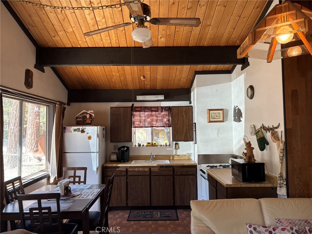 Residential in Sugarloaf 3