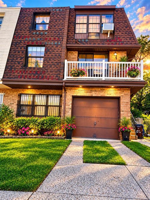 40-40 Clearview Expy, Bayside, NY, 11361-2655 | Card Image