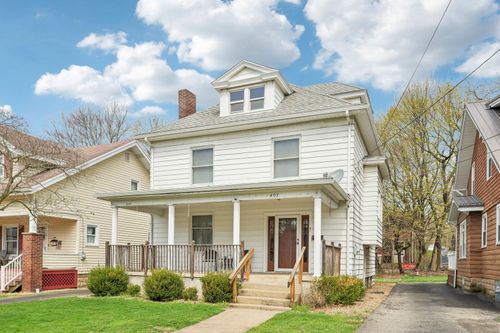 407 Laurel Blvd, New Castle, PA, 16101-2525 | Card Image