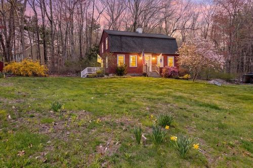 6 Pingree Hill Rd, Derry, NH, 03038-5375 | Card Image