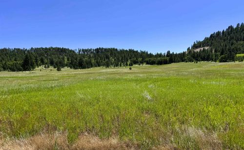 E1 Soaring Eagle Rd, Hulett, WY, 82720 | Card Image