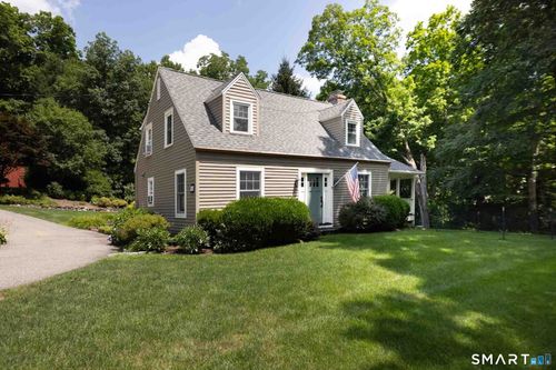 16 Barnes Hill Rd, Burlington, CT, 06013-1531 | Card Image