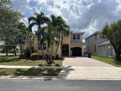 2586 Sw 158th Ave, House other with 5 bedrooms, 3 bathrooms and null parking in Miramar FL | Image 1