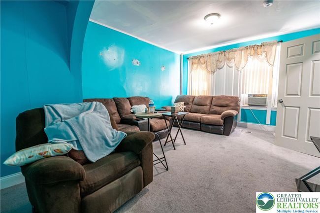 1013 Spruce St, House other with 5 bedrooms, 4 bathrooms and null parking in EASTON PA | Image 4