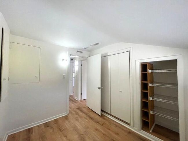 Bedroom 3.2 | Image 12