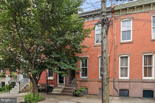 1532 E Berks St, PHILADELPHIA, PA, 19125-2802 | Card Image