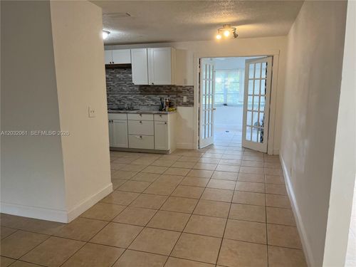 5894-5894 Nw 20th St, Lauderhill, FL, 33313-4047 | Card Image