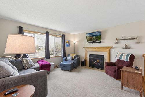 7823 Lamont Ave Ne, Otsego, MN, 55301-4040 | Card Image