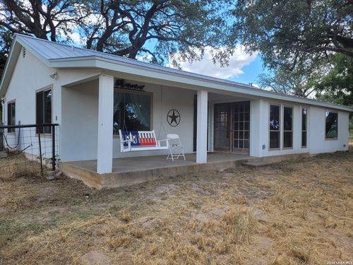 198 Private Road 7730, Devine, TX, 78016-5107 | Card Image