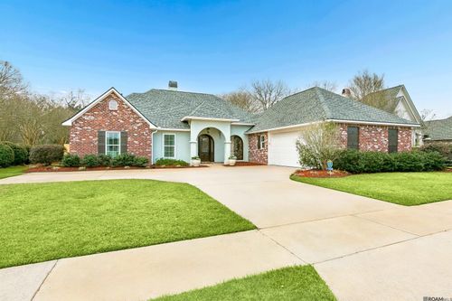 17988 Shadow Creek Ave, Baton Rouge, LA, 70816-3738 | Card Image
